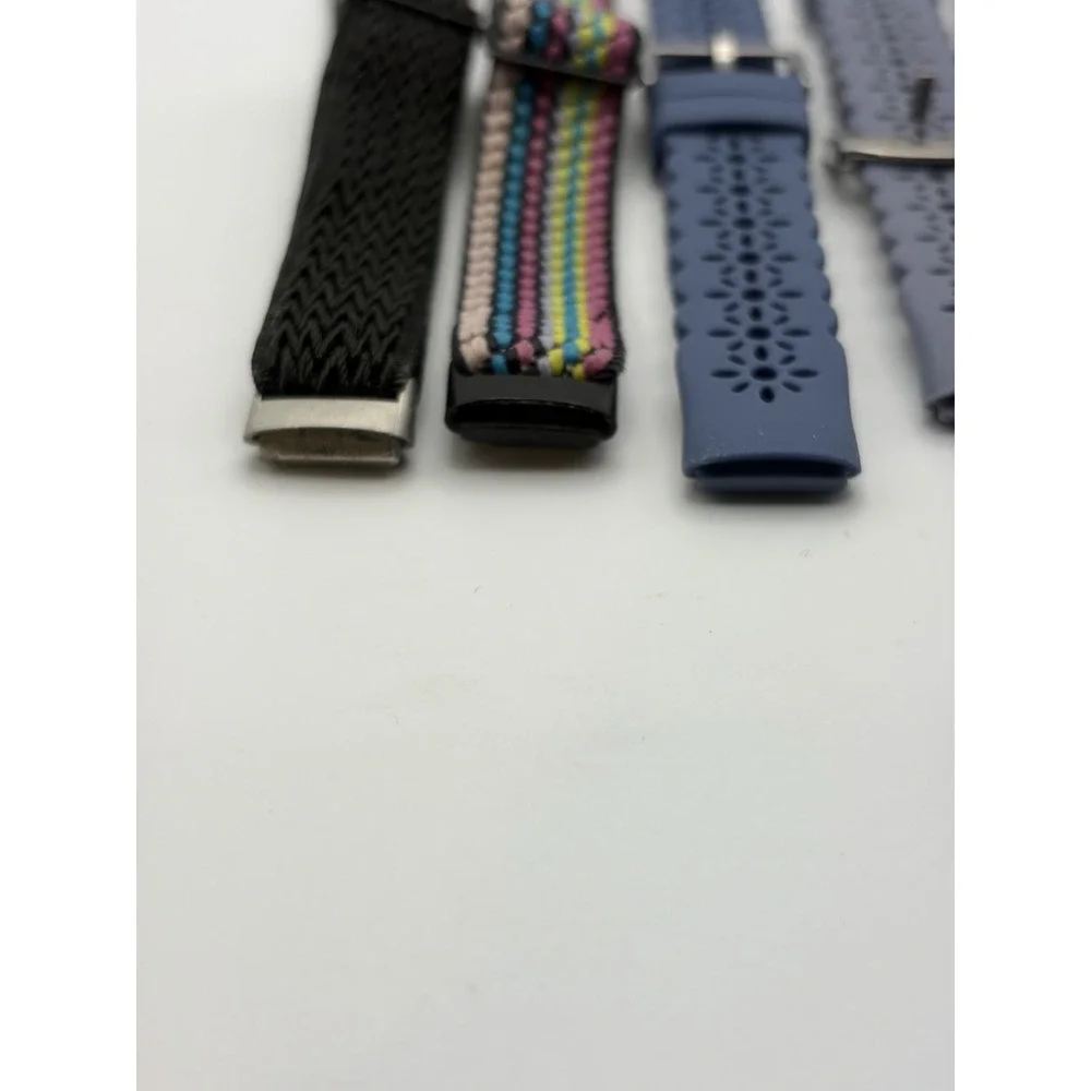 FITBIT LUX  Band Set Of 7, Silicone And Weaved Cloth. Read Description 🖤